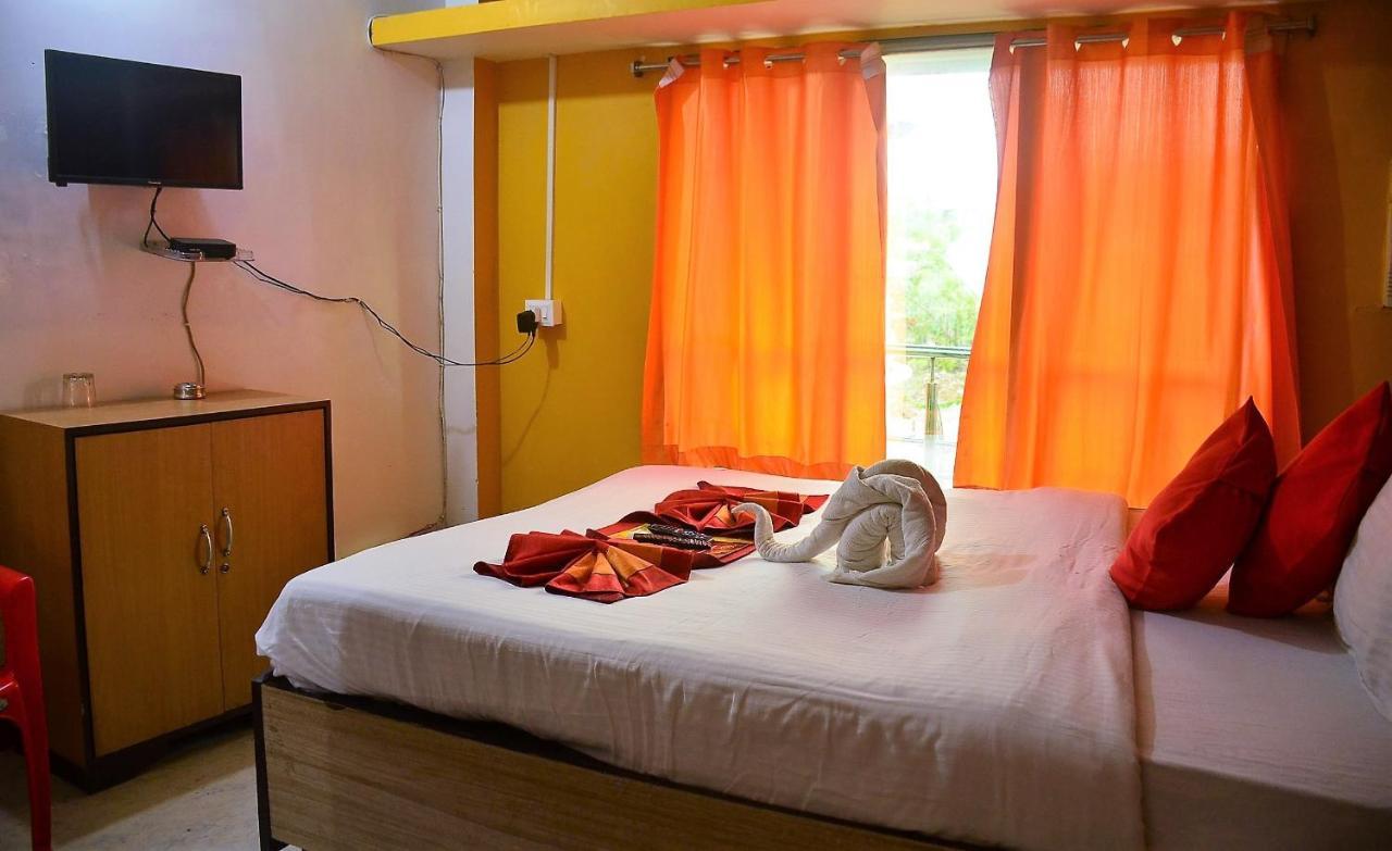 Staymaker Royal Residency Calcutá Exterior foto